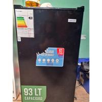 Mini Refrigerador, 93 Litros De Capacidad, Color Negro segunda mano  Chile 