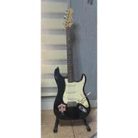 Guitarra Eléctrica Squier By Fender segunda mano  Chile 
